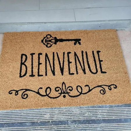 La Taurelle, Maison T3 Climatisee Avec Terrasse Au Coeur De Ferienhaus *