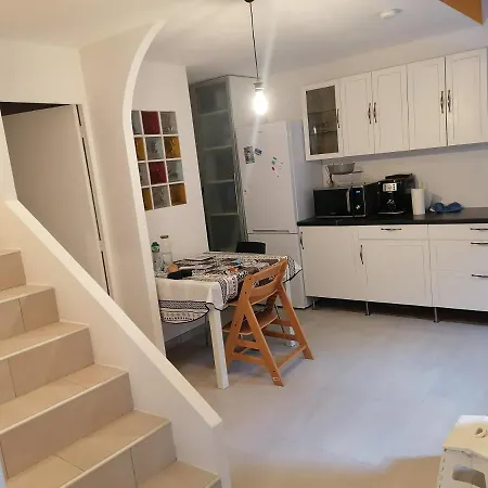 La Taurelle, Maison T3 Climatisee Avec Terrasse Au Coeur De *