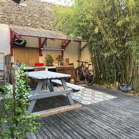 La Taurelle, Maison T3 Climatisee Avec Terrasse Au Coeur De Holiday home